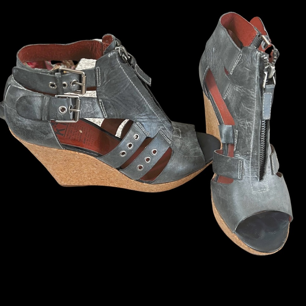 MRKT Wedges